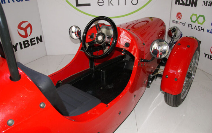 Retro Racer (one-seat)